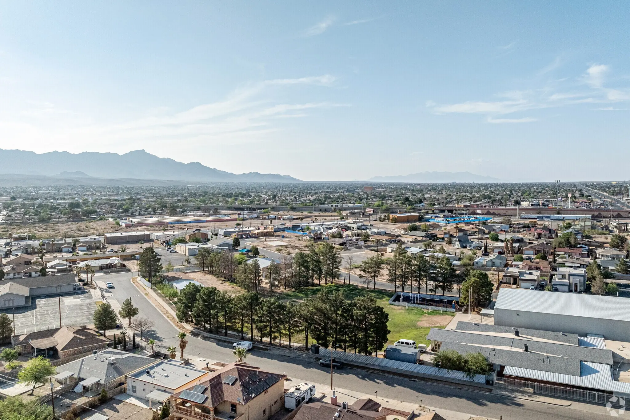 Vecindarios del Noreste y Este de El Paso para compradores primerizos y militares 2026